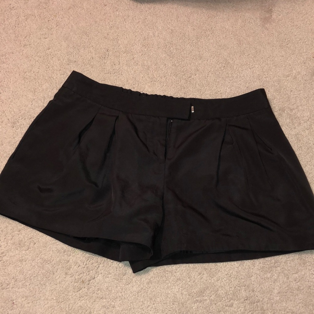 Black 1.state shorts